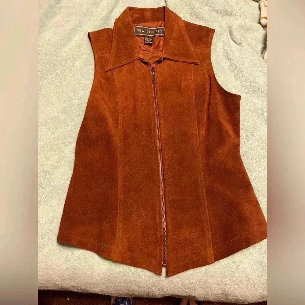 New Identity Women's Leather Vest Size Medium - Picture 3 of 9